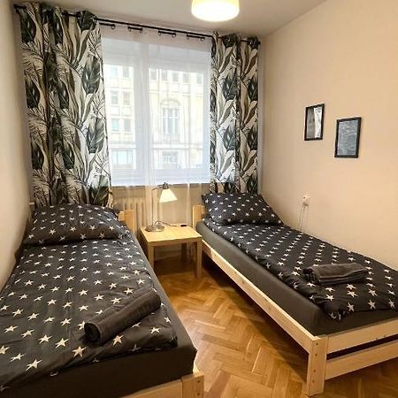 Warszawa Krucza Pokoje Exteriér fotografie
