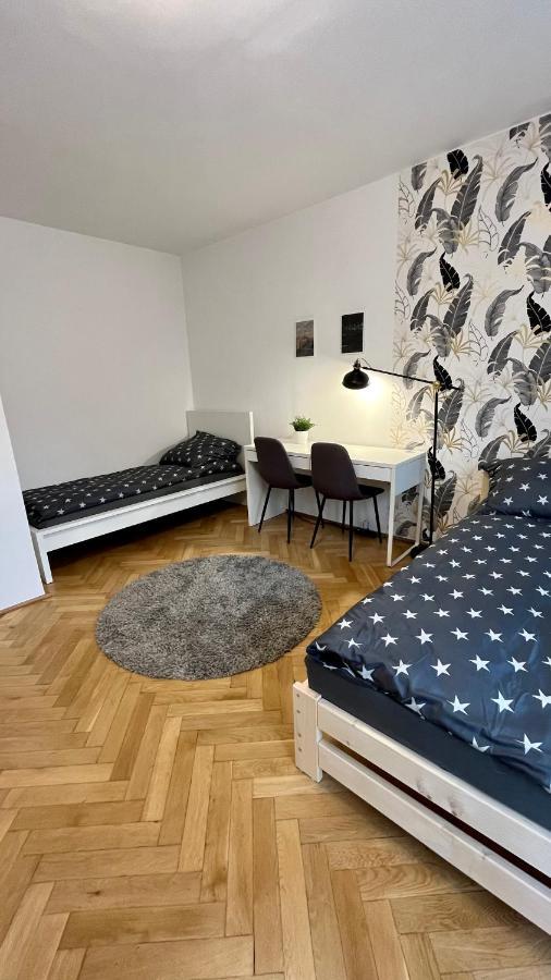 Warszawa Krucza Pokoje Exteriér fotografie