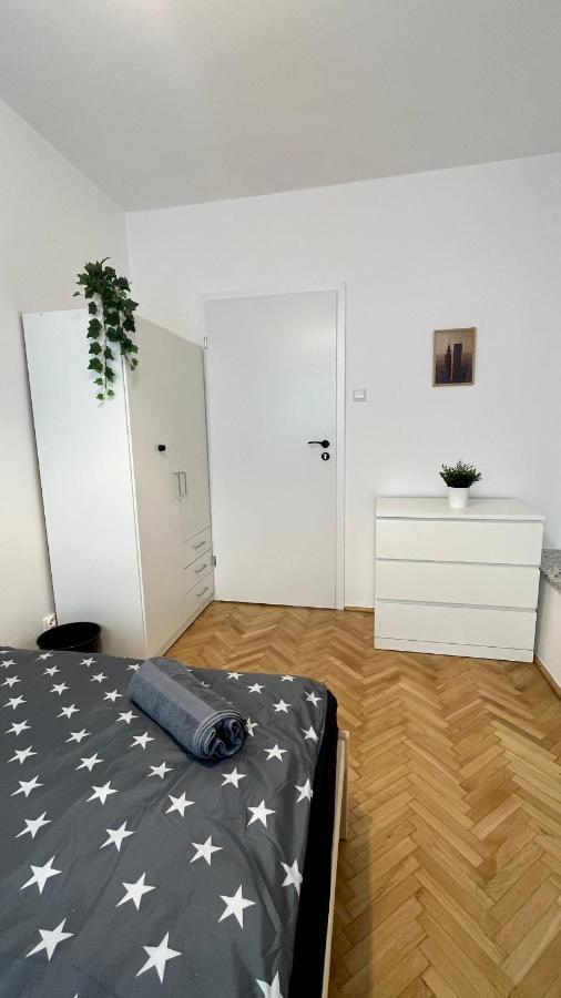 Warszawa Krucza Pokoje Exteriér fotografie
