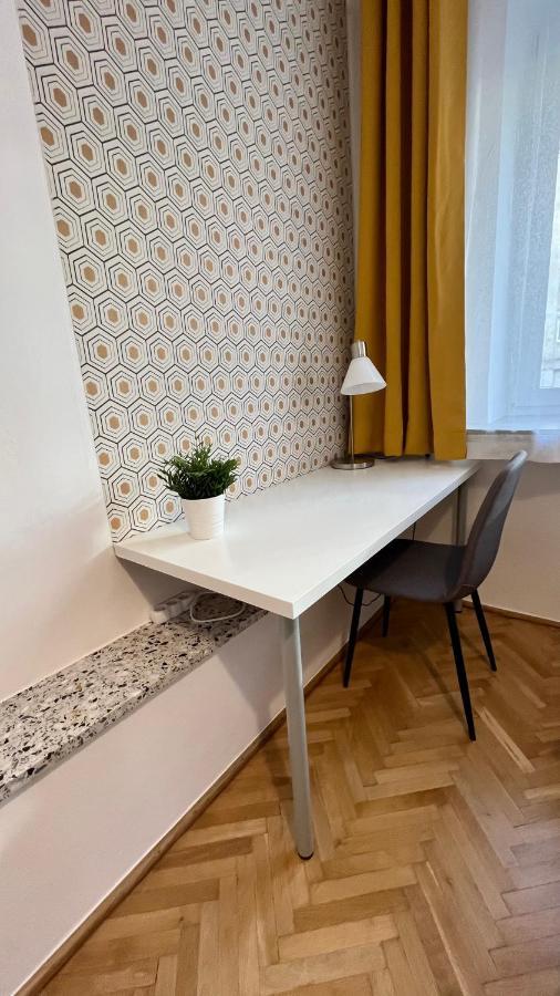 Warszawa Krucza Pokoje Exteriér fotografie